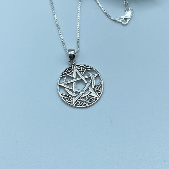 Celtic Crescent Moon With Pentagram Sterling Silver Necklace Box Chain - Picture 4 of 5